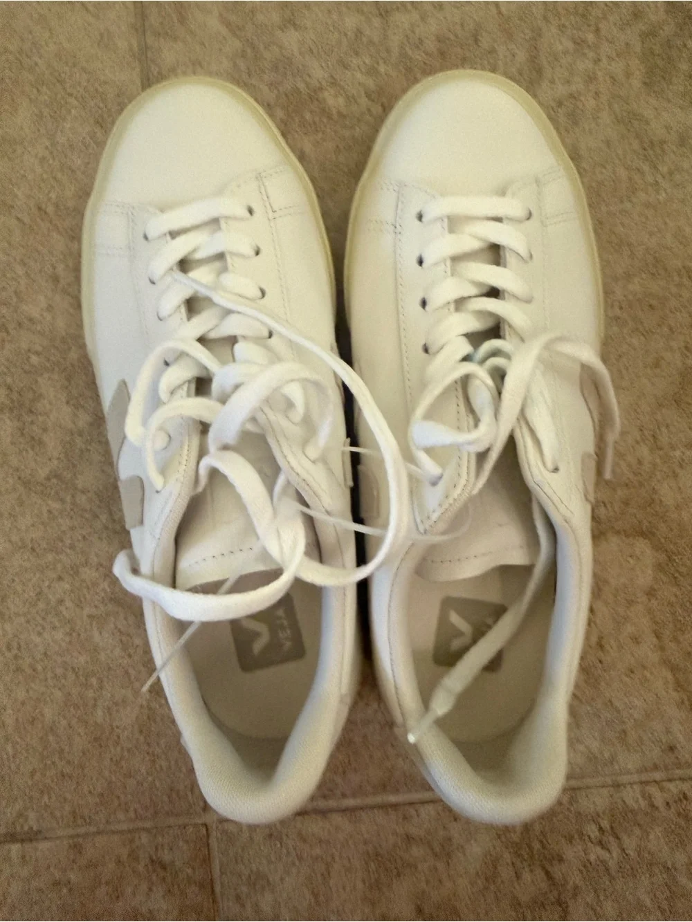 Veja White and Off-White Low-Top Women’s  Sneakers